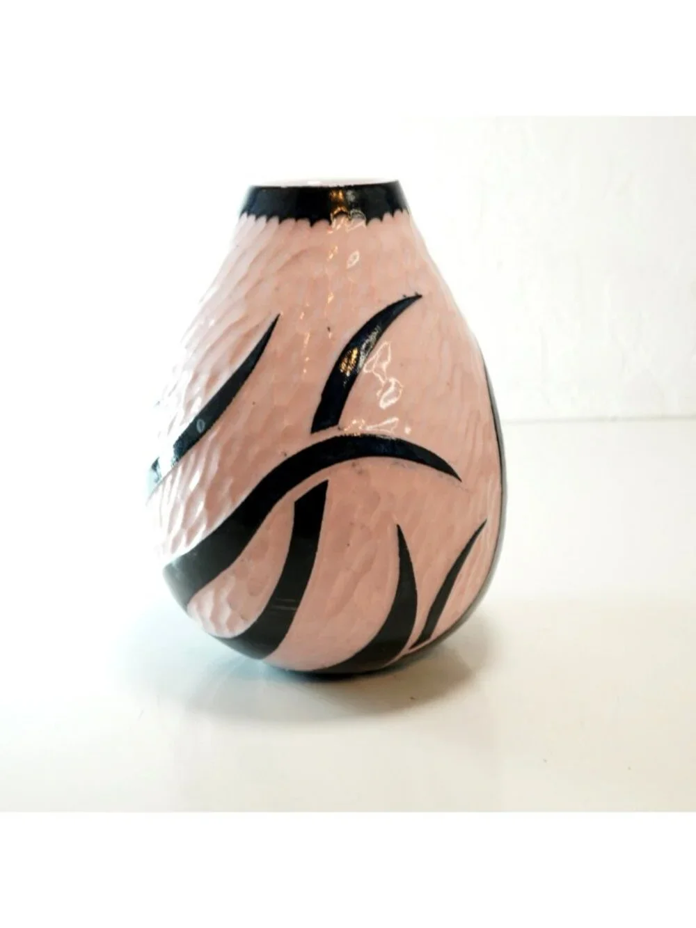 Signed Studio Art Pottery Vase Pink Blue Botanical Seaweed Motif Ceramic 5